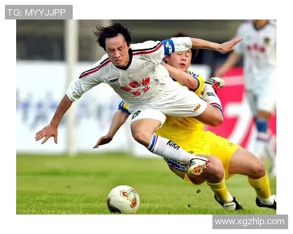 足球场上的传奇人生演绎足球明星的感人故事与辉煌成就